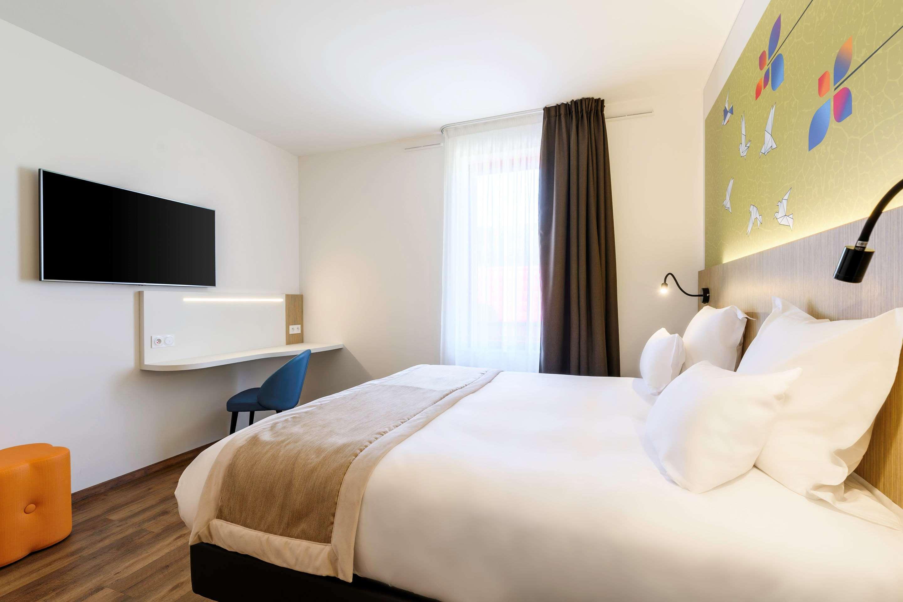 Kyriad Prestige Amiens Poulainville - Hotel And Spa Exteriör bild