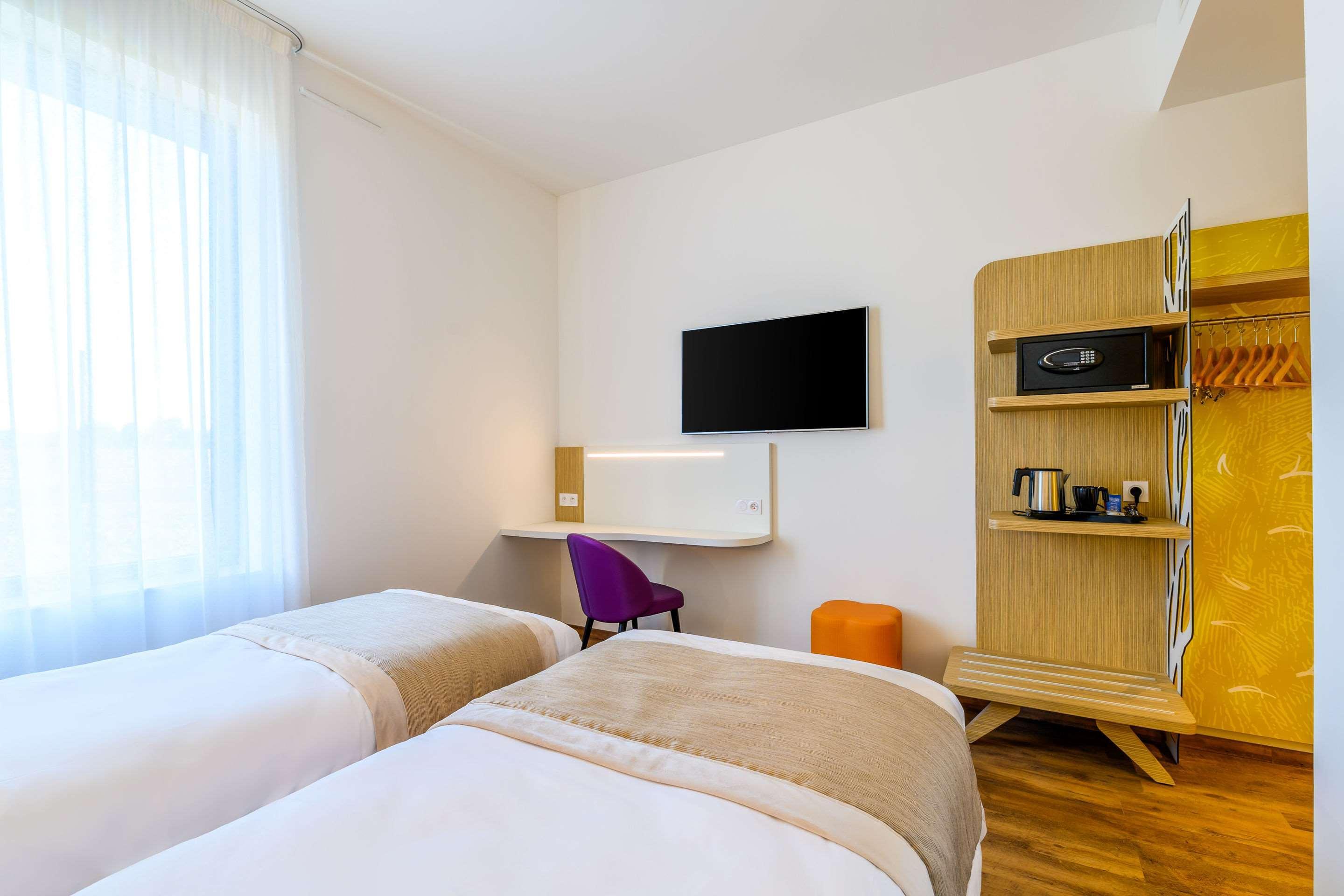 Kyriad Prestige Amiens Poulainville - Hotel And Spa Exteriör bild