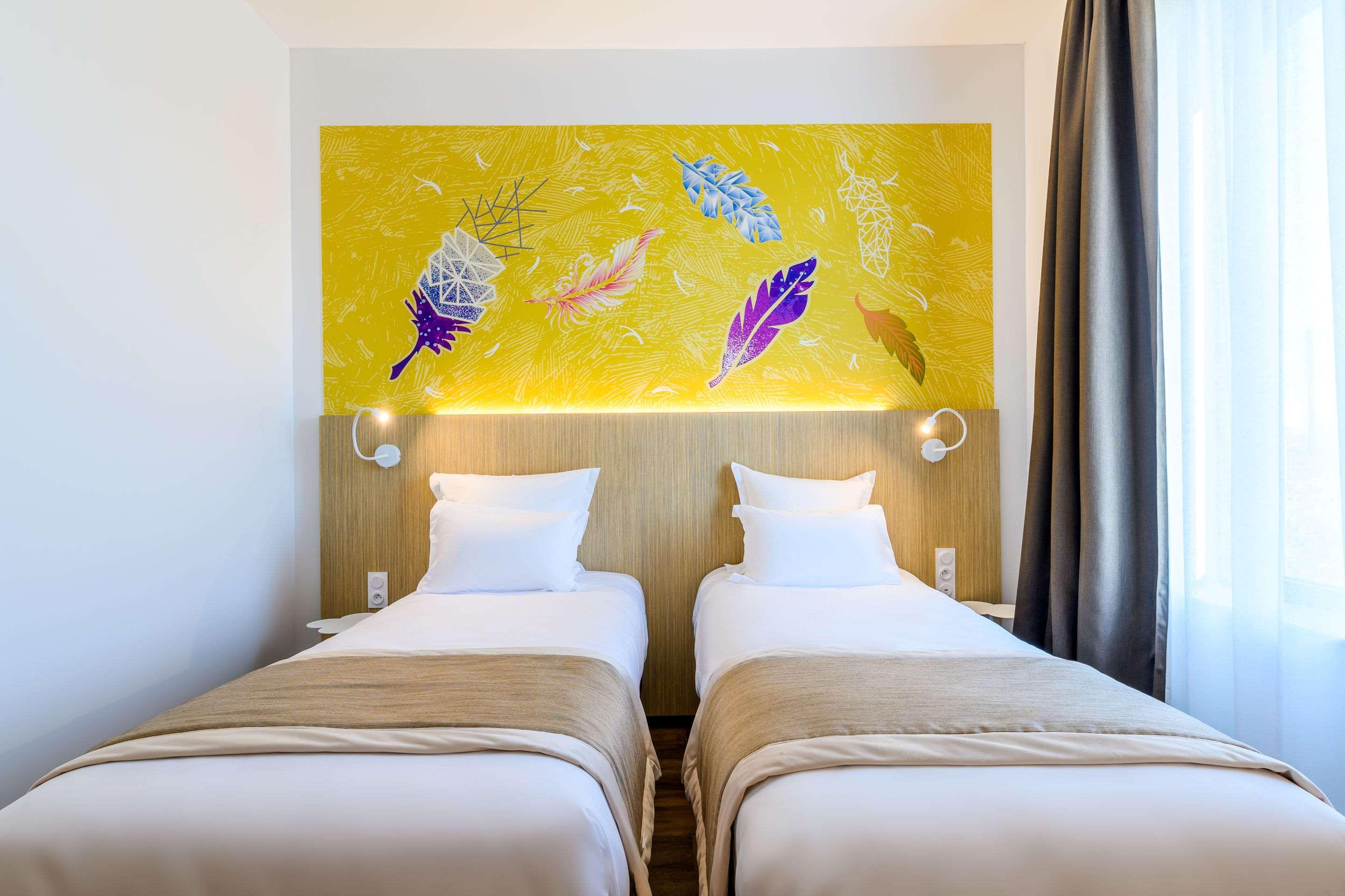 Kyriad Prestige Amiens Poulainville - Hotel And Spa Exteriör bild